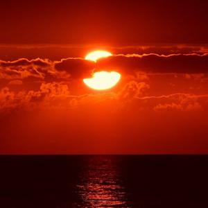 Picture for song 'Red Sun' by artist 'Kittentaco Beats'