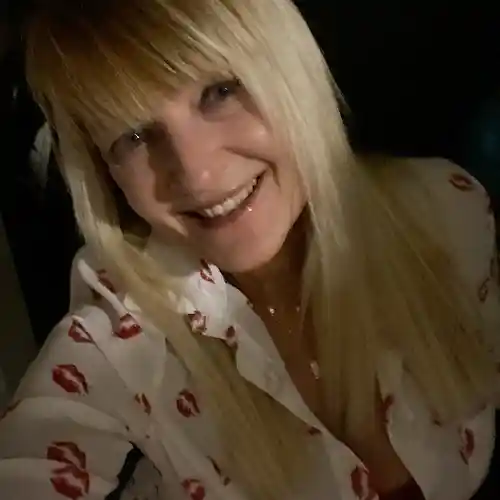 Picture for song 'Lessons Learned' by artist 'Annie Lyon'