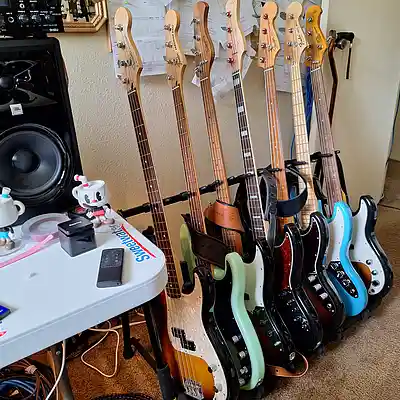 Picture for song 'Arrival Of The Screwy Bastard_Lips Closed_01' by artist 'Larry Banks'