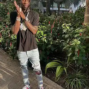 Picture for song 'Lonely At The Top' by artist 'DeeFom'