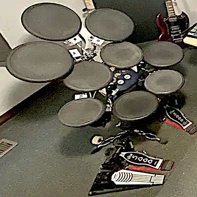Picture for song 'Black Widow Drums' by artist 'Studio Tests'