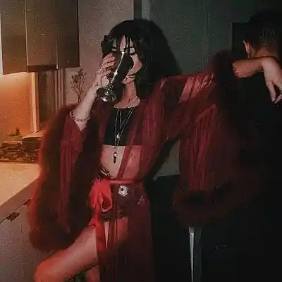 Picture for song 'SOLD / Bartender (Jazzy x Bryson Tiller)' by artist '808 Waves'
