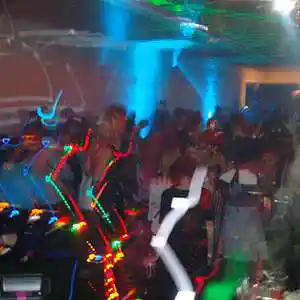 Picture for song 'Raise it' by artist 'Elkemeds'