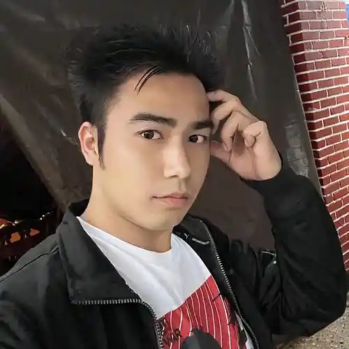 Artist picture