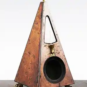 Picture for song 'MetroGnome' by artist 'Glennbo'