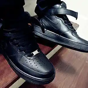 Picture for song 'Black Air Forces *NEW FREE DL!*' by artist 'TRISTAN ON THE TRACK'