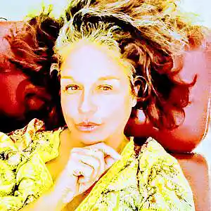 Picture for song 'corinne maury valeu a pena 4' by artist 'CORINNE MAURY'
