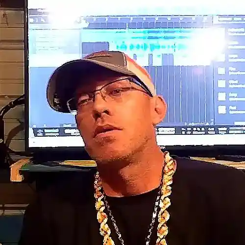 Picture for song 'Stay In Yo Lane' by artist 'EROCK.XL'