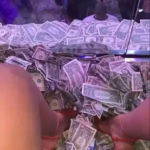 Picture for song 'TREAD - CHASETHEMONEY X SPLURGE X VALEE' by artist 'iambrackbeats'