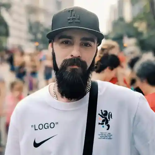 Artist picture