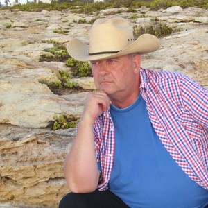 Picture for song '03 Watching a stranger say goodbye' by artist 'Dave Shephard'