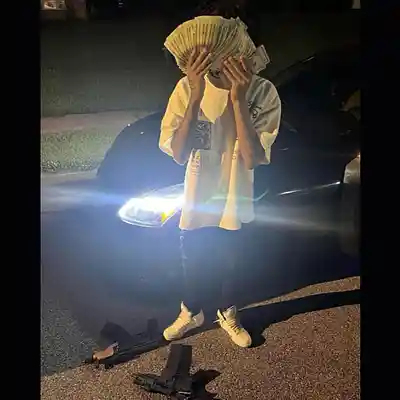 Picture for song '"Blow Yo Gun" - BUY 2 GET 1 FREE' by artist 'prodleavz'