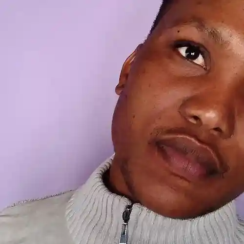 Picture for song 'Hip Hop' by artist 'Hlogza HQ'