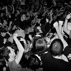 Picture for song 'Hyper moshpit' by artist 'Kenny8eats'