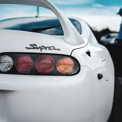Picture for song 'Supra (Buy 1 Get 10 Free)' by artist 'Kontraa'