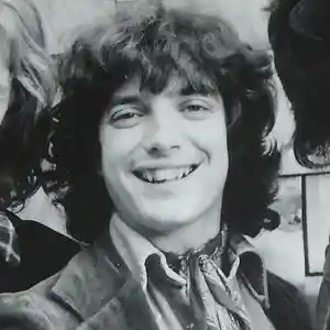 Picture for song 'THE-ROAD-BACK 3:33 .. 1972 Demo' by artist 'Bella and Music Boy'
