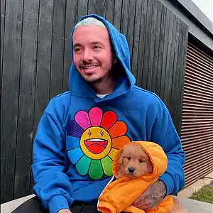 Picture for song '[ Dancehall x R&B ] - LOCO' by artist 'Hido'