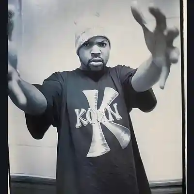 Picture for song '"ICE TRIANGLE" RAP METAL TYPE BEAT' by artist 'DevilleProducer'