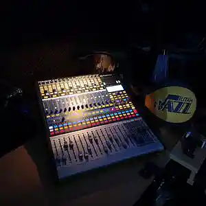 Picture for song 'It's U 16' by artist 'Rob Gee Da' Produsa'