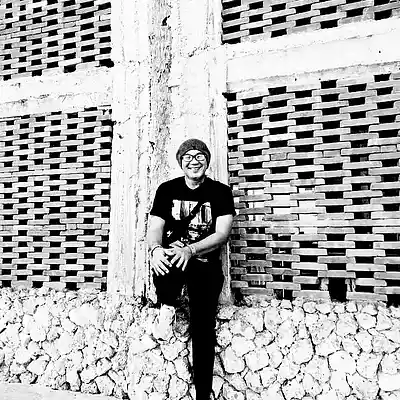 Picture for song 'IT DOESN'T MATTER' by artist 'TIOSKY'