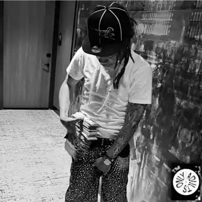 Picture for song '"WARZONE" - Lil Noonie x Chuckyy Type Beat' by artist '2k5 jaay'