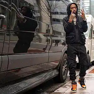 Picture for song 'Gucci Flip Flops' by artist 'Brentin Davis Beats'