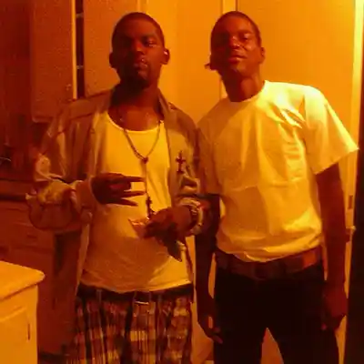 Picture for song 'i still love u lil bro.mp3' by artist 'cuzzinsquad'