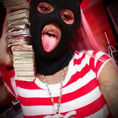 Picture for song 'PEES' by artist 'dakiee made it'