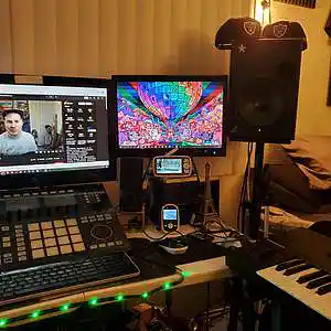 Picture for song 'Lord Knows (Chill Hip-Hop)' by artist 'DeNiro ONeal'