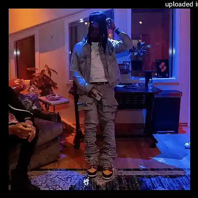 Picture for song 'glo + chief keef type beat "king kong"' by artist 'Whitedoor'
