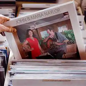 Picture for song 'Nashville Cats' by artist 'John & Maria Naylor'