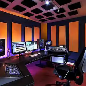 Picture for song 'Chris Giatta ft Hardwell Eclipse' by artist 'ChrisGiatta'